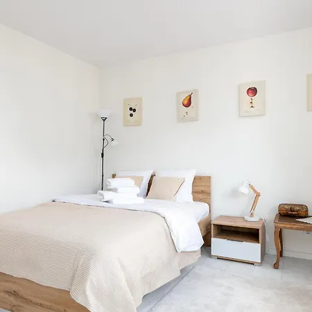 Rentplanet - Apartament Ogrodowa Apartment